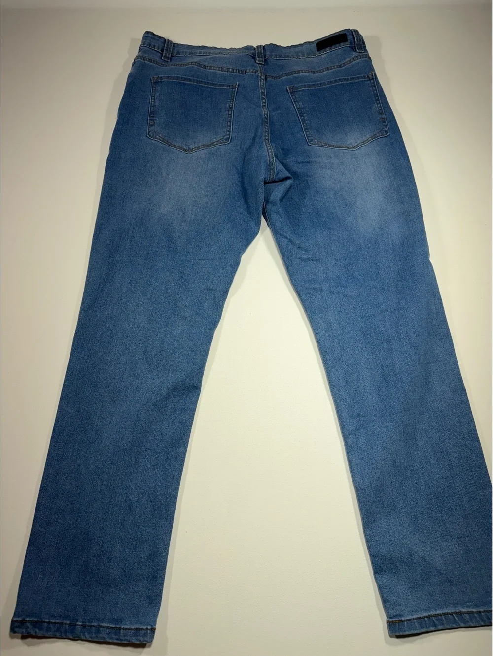 Kenneth Cole New York Athletic Fit Jeans Men’s 38x32 Light Wash Denim